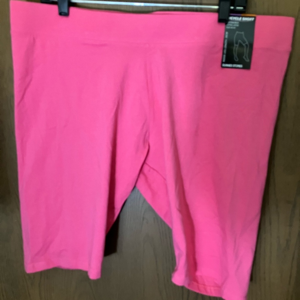 NWT Dunnes Women’s Bike Shorts - Size XL